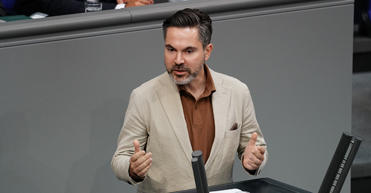 Fabio De Masi im Plenum Fabio De Masi im Plenum